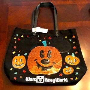 NWT Authentic WDW Halloween Tote Bag
